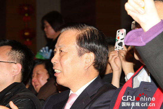 中國(guó)僑網(wǎng)中國(guó)駐意大利大使李瑞宇觀看演出