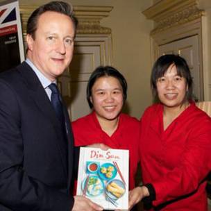 唐寧街十號(hào)請(qǐng)謝氏姐妹為李克強(qiáng)總理主廚,。(BBC英倫網(wǎng))