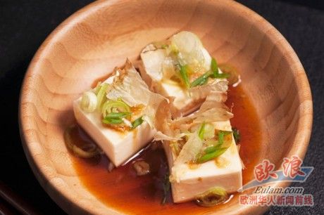中國傳統(tǒng)美食——豆腐。(西班牙歐浪網(wǎng))