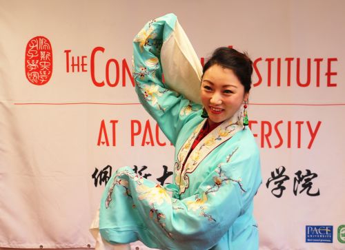 京劇大師梅葆玖先生入室弟子、梅蘭芳藝術(shù)第三代傳人肖迪。(美國《僑報》/蘇夏竹