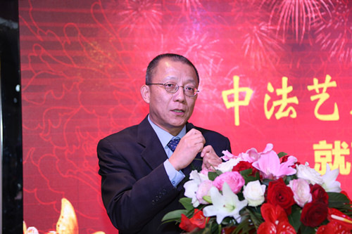 李平公參代表中國(guó)駐法使館表示祝賀,。(圖片來源:歐洲時(shí)報(bào)記者黃冠杰