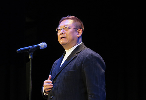 李立宏《想北平》牽動海外華裔的思鄉(xiāng)之情,。(美國《僑報》/蕭蕓