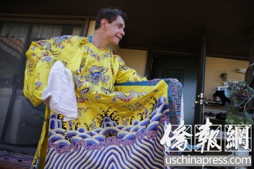 戈法的一段即興演出。(美國(guó)《僑報(bào)》/邱晨