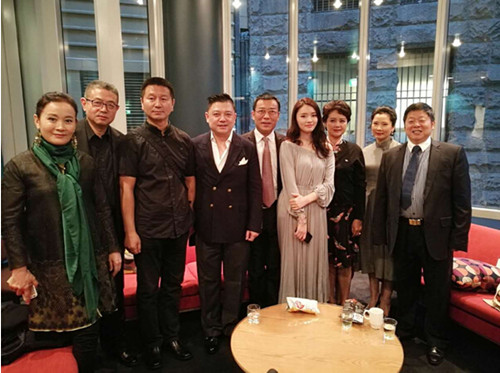 出席交流會的部分嘉賓合影,。(澳洲《新快報》資料圖)