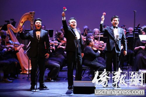 中國僑網(wǎng)徐森,、駱洋、王傳亮男生三重唱《女人善變》,。(美國《僑報(bào)》/詩喬 攝)