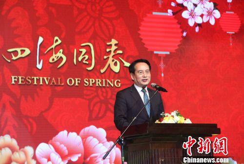 中國(guó)僑網(wǎng)中國(guó)海外交流協(xié)會(huì)副會(huì)長(zhǎng)譚天星致辭,。林永傳 攝