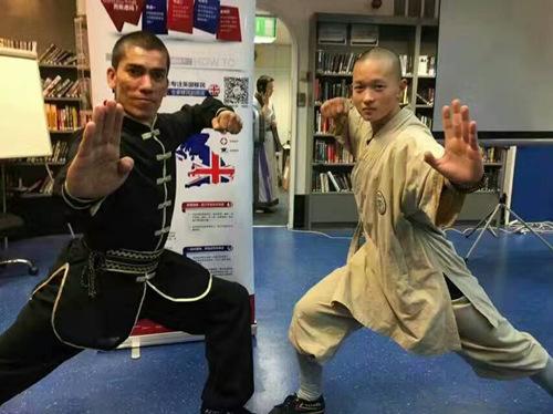 中國僑網(wǎng)現(xiàn)場武術(shù)表演,。(英國《僑報(bào)》資料圖)