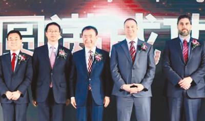 中國僑網(wǎng)2016年1月,,萬達集團全資并購美國傳奇影業(yè)公司,,完成了迄今為止中國企業(yè)在海外的最大一樁文化并購,。(資料圖)