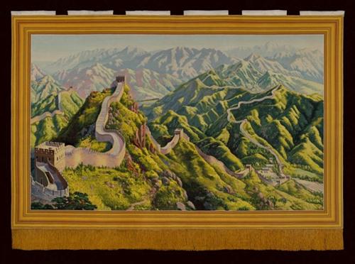 中國僑網(wǎng)佟育智創(chuàng)作的《萬里長城》壁毯,。(日本《中文導(dǎo)報》資料圖)