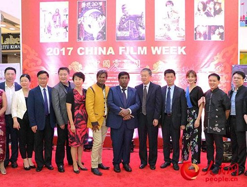 中國僑網(wǎng)“2017毛求中國電影周”在毛里求斯提亞農(nóng)商業(yè)中心電影院開幕,。
