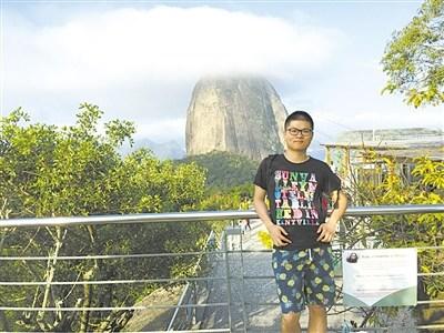中國僑網(wǎng)圖為任鑫在里約面包山。 (受訪者供圖)