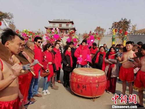 中國僑網(wǎng)外國留學(xué)生感受中國傳統(tǒng)民俗,。 主辦方供圖