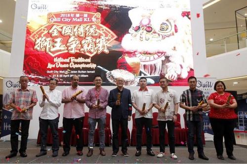 中國(guó)僑網(wǎng)第一屆全國(guó)傳統(tǒng)獅王爭(zhēng)霸賽現(xiàn)場(chǎng),。(馬來(lái)西亞《星洲日?qǐng)?bào)》)