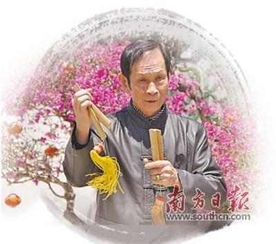 中國僑網(wǎng)省級(jí)非物質(zhì)文化遺產(chǎn)代表項(xiàng)目梅江區(qū)五句板傳承人陳昭典。梅江區(qū)非保中心供圖