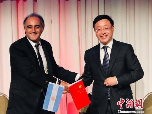 中國僑網四川省文化和旅游廳與布宜諾斯艾利斯簽署文化交流合作備忘錄,。 鐘欣 攝