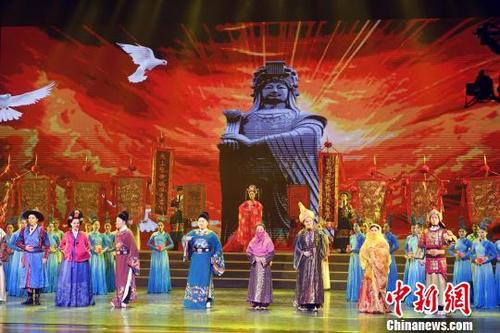 中國僑網(wǎng)儀式舞蹈《福澤海絲》,。 劉可耕 攝