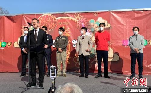 中國僑網(wǎng)上野中央街商店會會長櫻井正人發(fā)表致辭,。 主辦方供圖